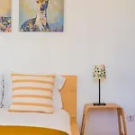 Lx Urban Living, 2br