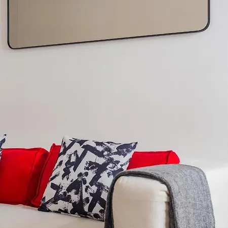 Lx Urban Living アパート *