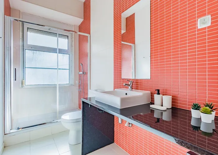 Lx Urban Living, 2br
